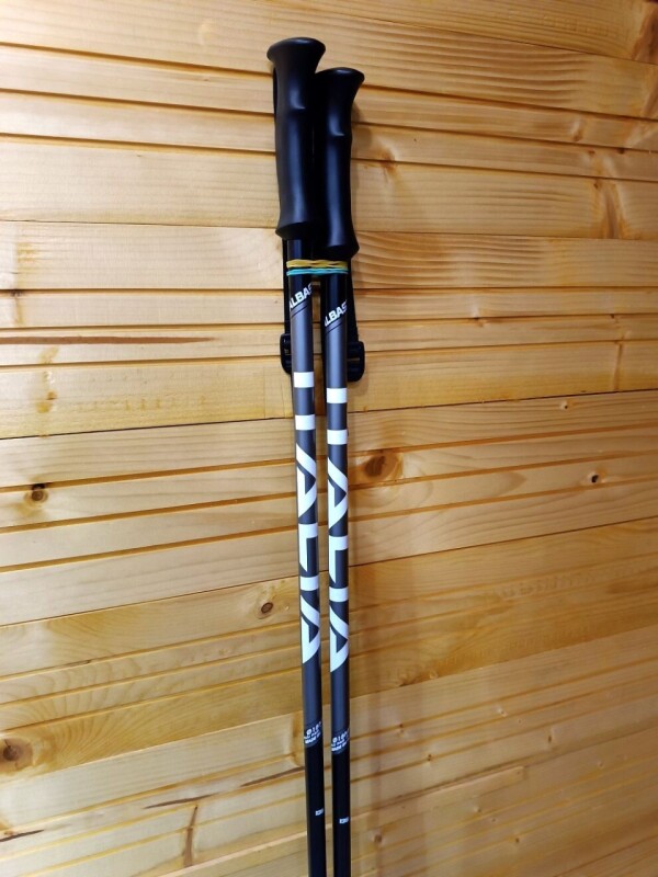 NOVÉ PALICE ITALBASTONI ITALIA METEOR GREY 135CM